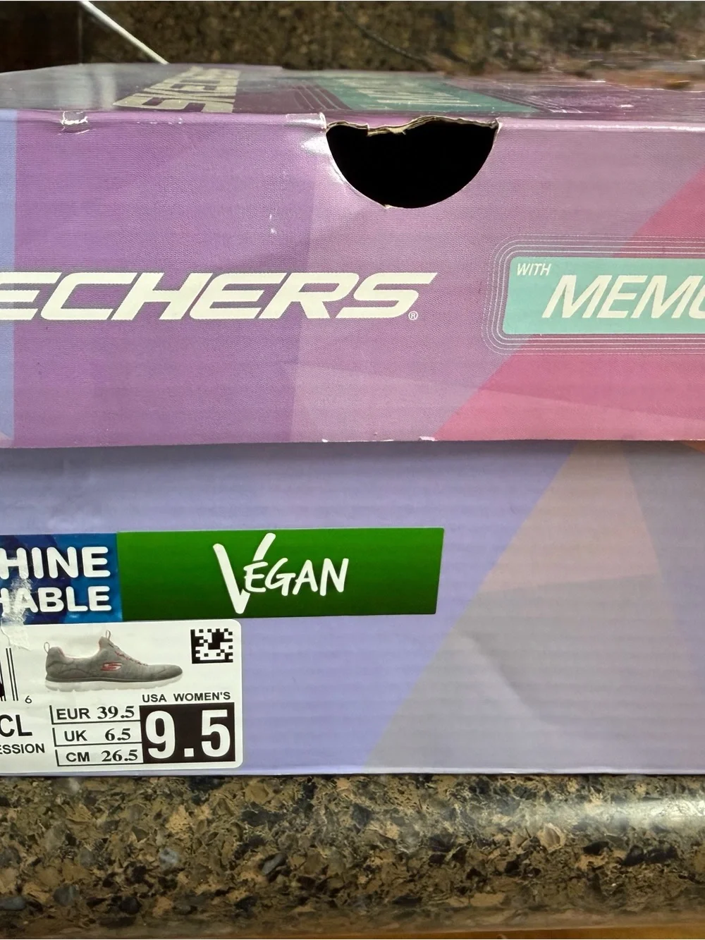 Skechers vegan memory